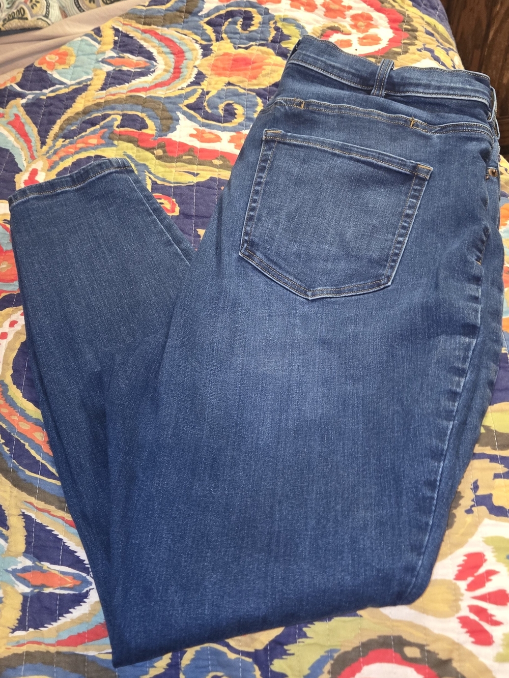 Duluth Trading Co. Straight Leg Jeans in Dark Blue Wash